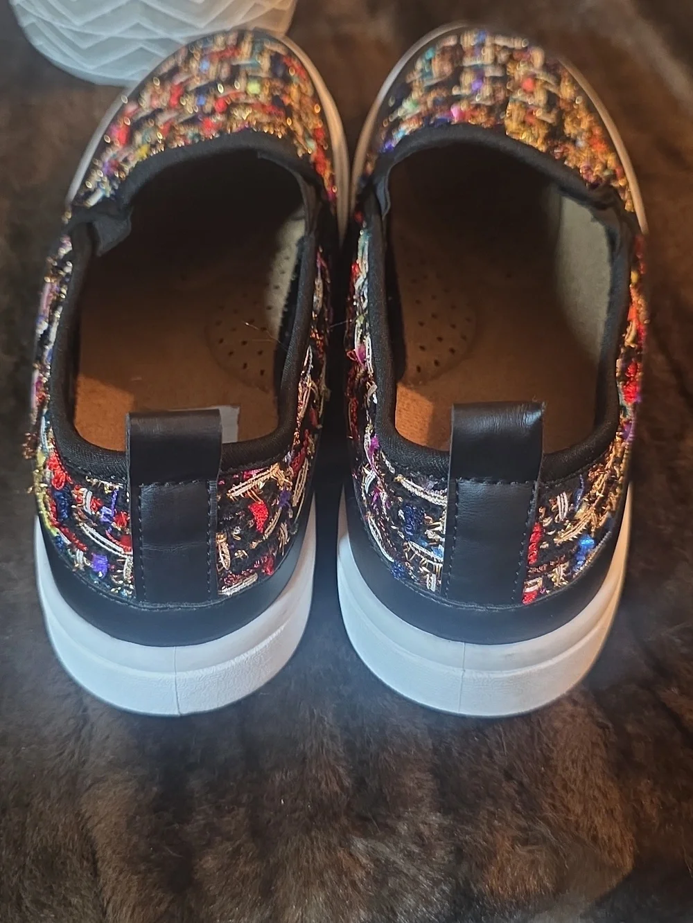NWT MAURICES Slip-On Casual Sneakers in Multicolor Tweed SIZE 8.